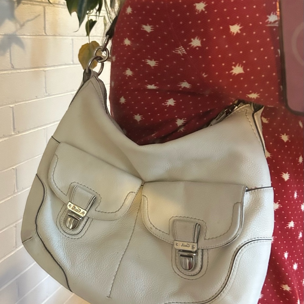 Vintage Coach Poppy Avery white